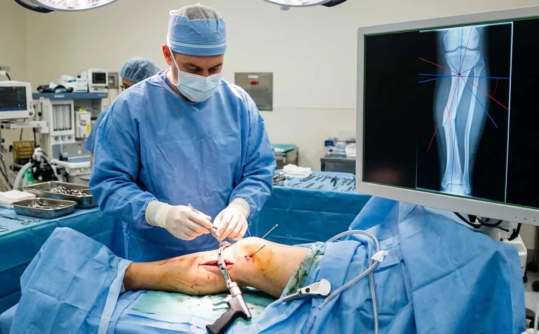 Deformite Cerrahisi: Kemik Eğriliği Düzeltme Prensibi ve CORA
