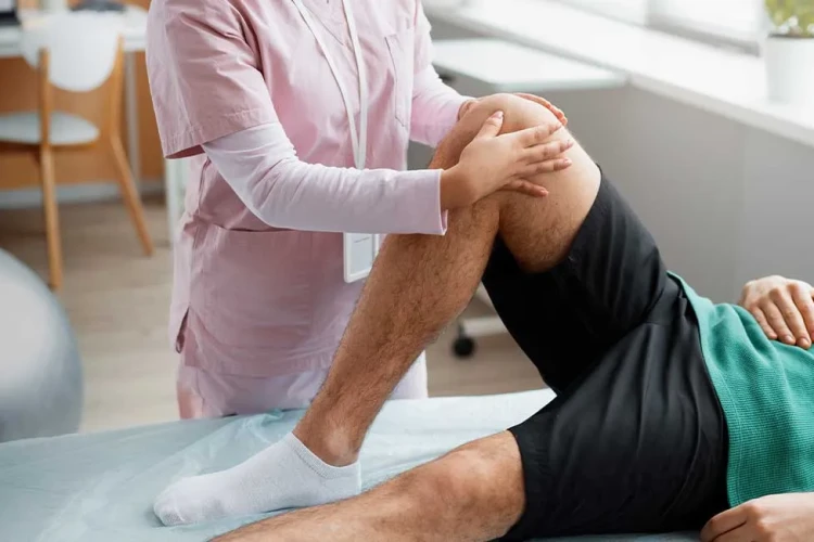 Diz Protezi Sonrası Fizik Tedavi ve İyileşme Süreci