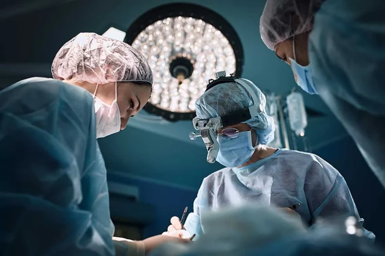 Yanlış Kaynama Cerrahisinde Revizyon Ameliyatları